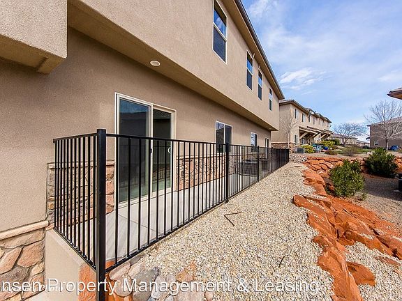 2nd image of 370 W Buena Vista Blvd Unit 103