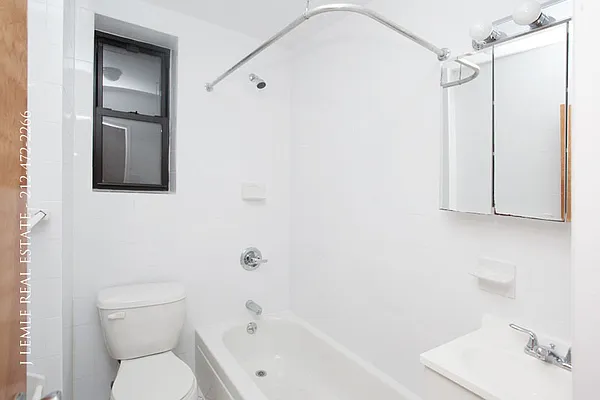 Rented by J. Lemle Real Estate | media 30