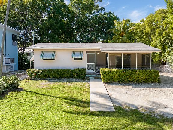 2nd image of 365 Buttonwood Shores Dr