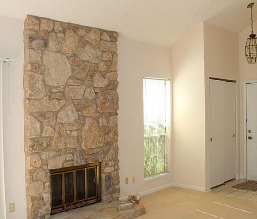 4th image of 9599 Bay Vista West Dr