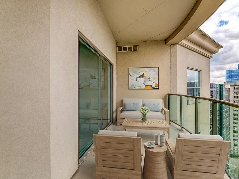 520 Talbot St #511 — Photo 19