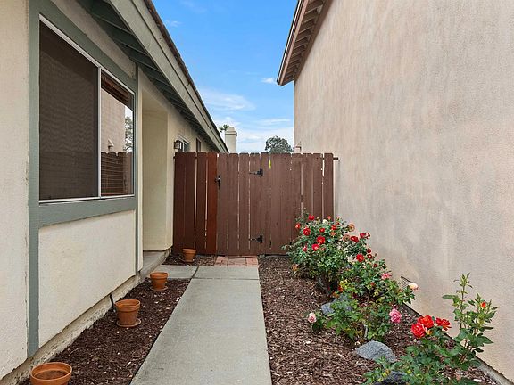 3rd image of 2435 Heatherwood Ct