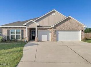 8025 Crawford Dr, Long Beach, MS 39560