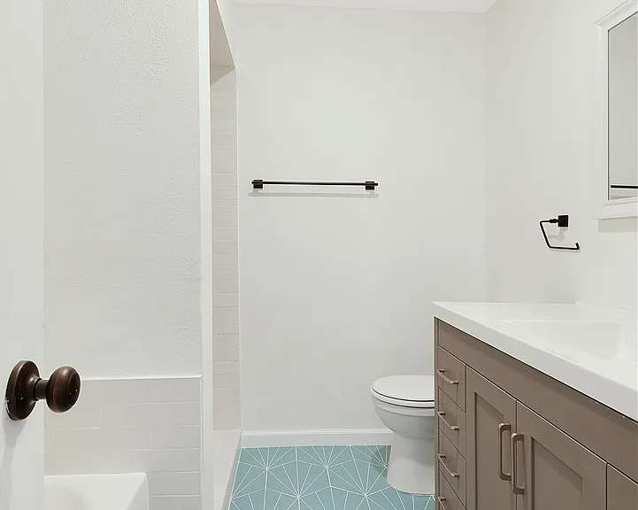1750 Camino Palmero St #538 — Photo 39