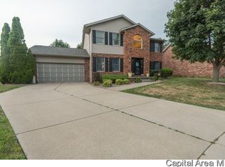 3613 Edinborough Ct, Springfield, IL 62704