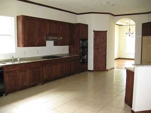 4th image of 1317 Wyndmere Dr