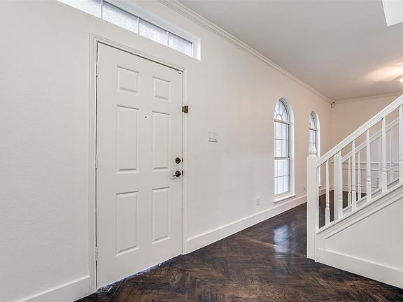 5th image of 3321 Riverview Dr