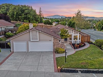 11596 Rolling Hills Dr, Dublin, CA, 94568