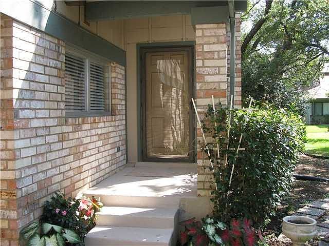 2nd image of 1037 Verbena Dr