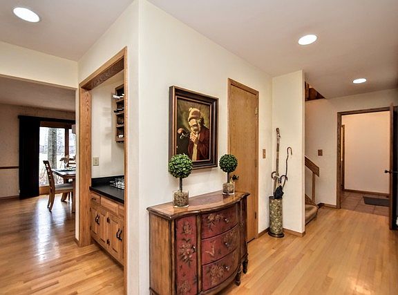3rd image of 1408 Ben Ct