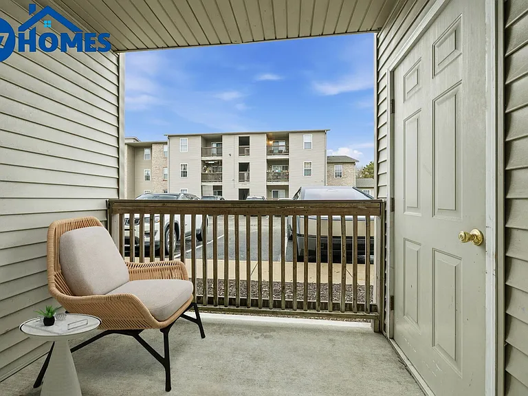 East Street Apartments — Photo 18