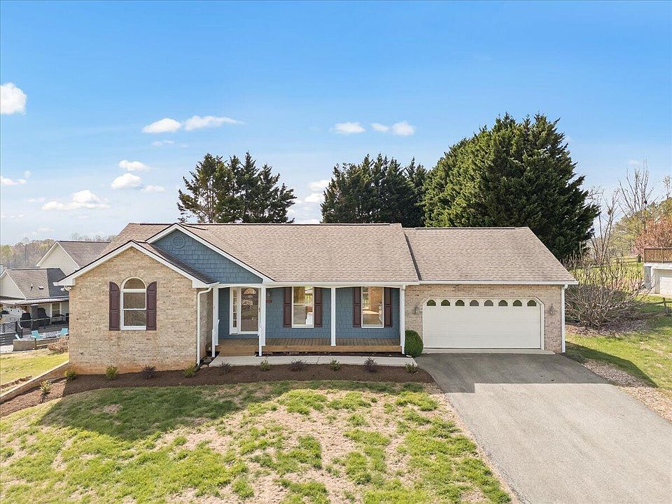 636 Boxwoodgreen Dr, Wirtz, VA 24184 | Zillow