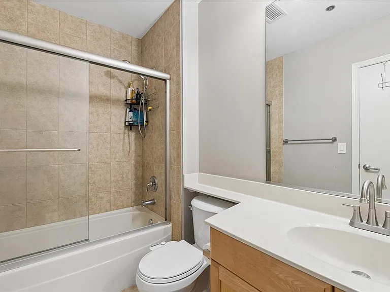 1335 S Prairie Ave #1409 — Photo 11