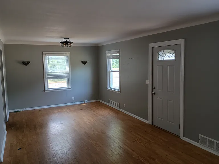 320 S Griffin St — Photo 11