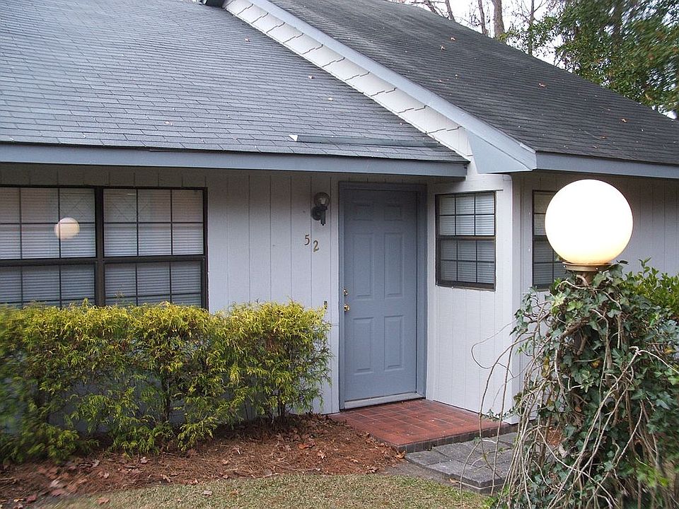 1st image of 200-52 Rollins Dr