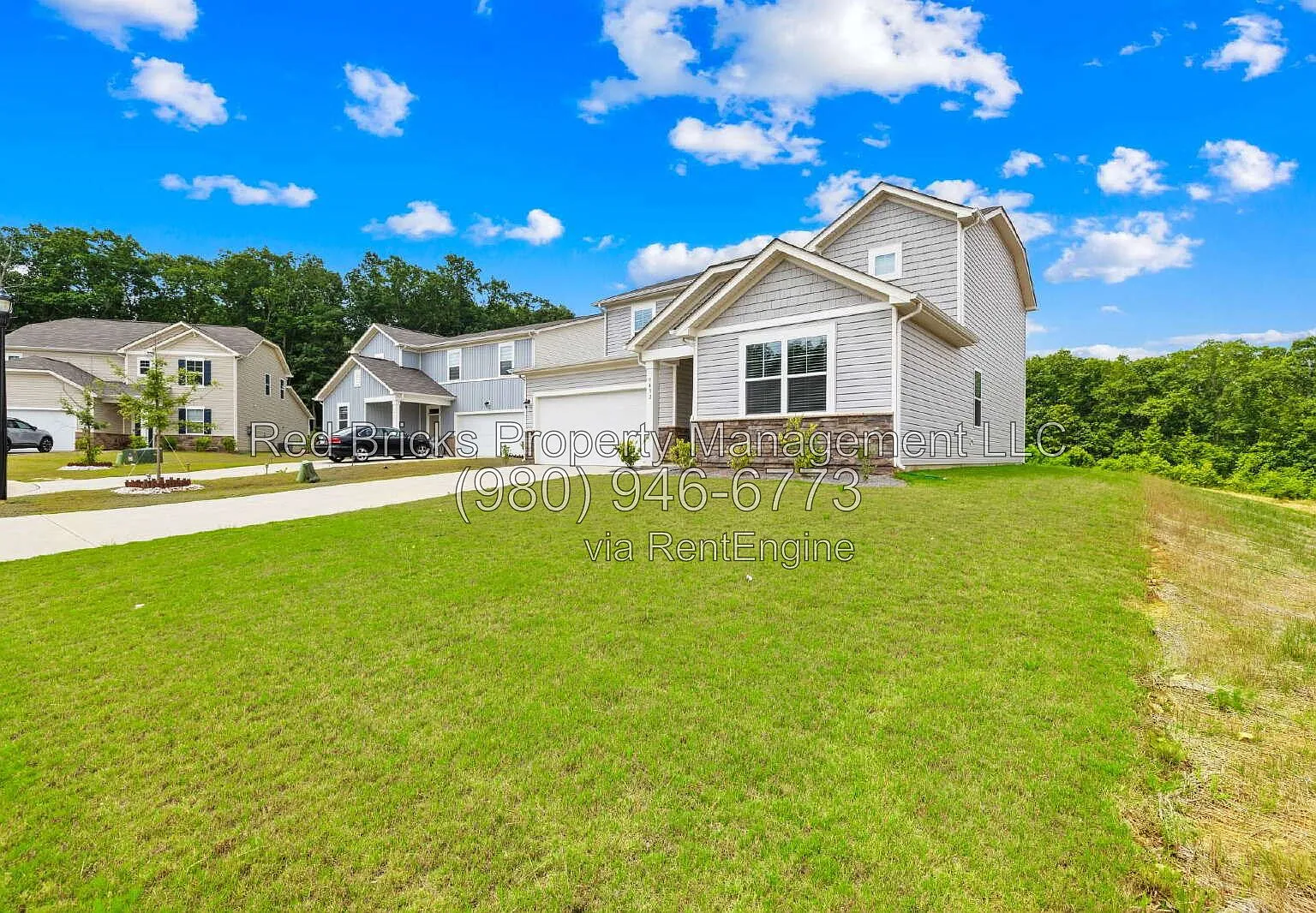 5 bed, 3.0 bath, 2570 sqft, $2,695 — Photo 3