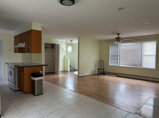 4 Winneconnett Rd, Worcester, MA 01605