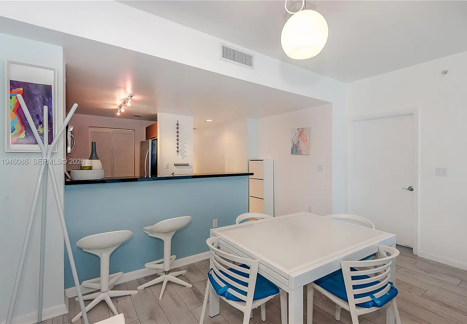 Vizcayne South Condo — Photo 4