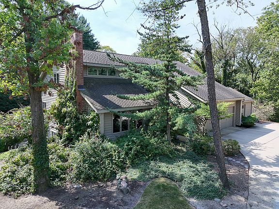 2nd image of 10503 Shelley Ct