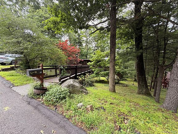 3rd image of 66 High Hill Road