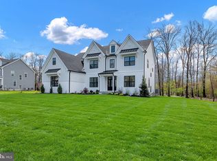 1303 Pointe Hill Dr, Ambler, PA 19002