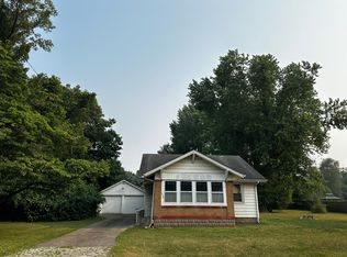 2735 E Dexter Ave, Terre Haute, IN 47805