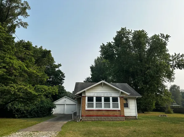 2735 E Dexter Ave, Terre Haute, IN 47805