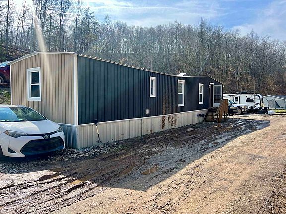 4th image of 6945 Wood School Rd