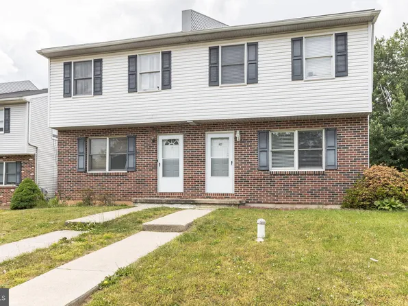 827 Poplar St, Pottstown, PA 19464