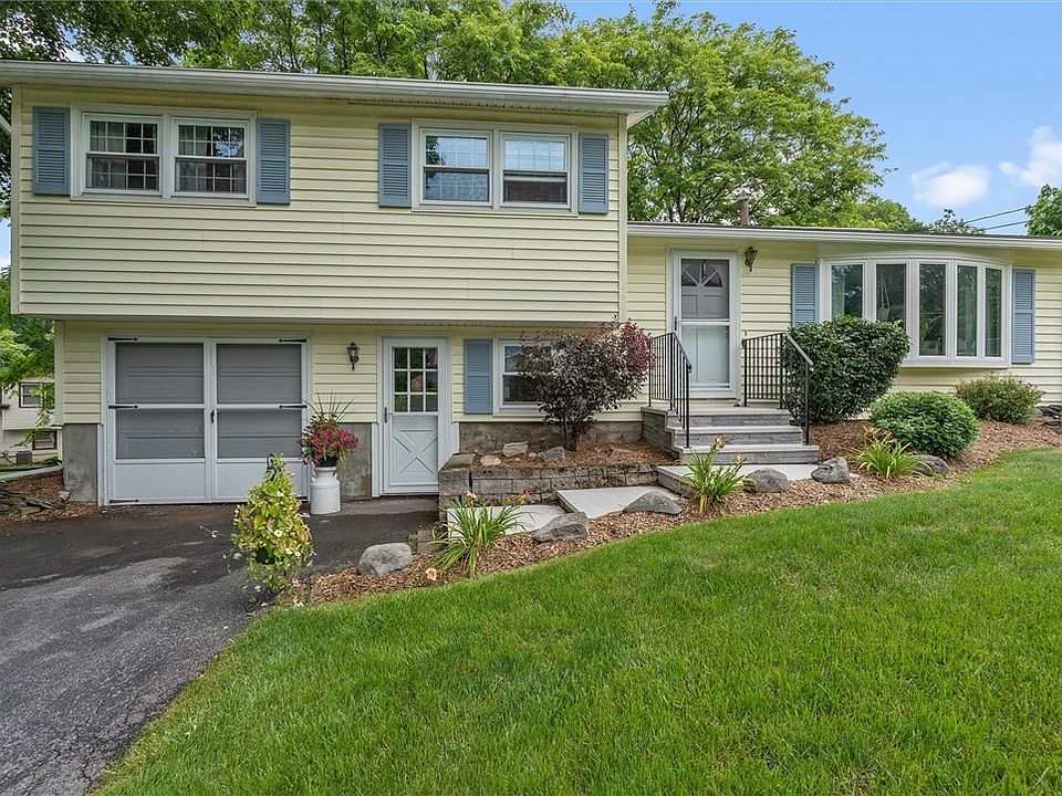 103 Tudor Ln, Camillus, NY 13031 Zillow