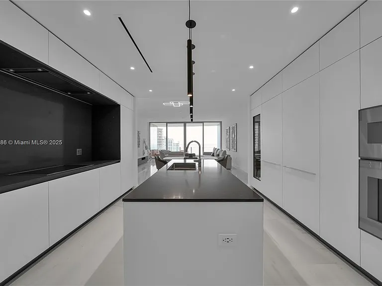 300 Biscayne Boulevard Way #2804 — Photo 18