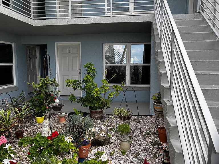 2250 Ocean Shore Blvd #105 — Photo 3