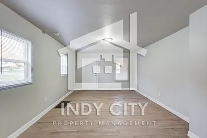 3534 N Parker Ave — Photo 16