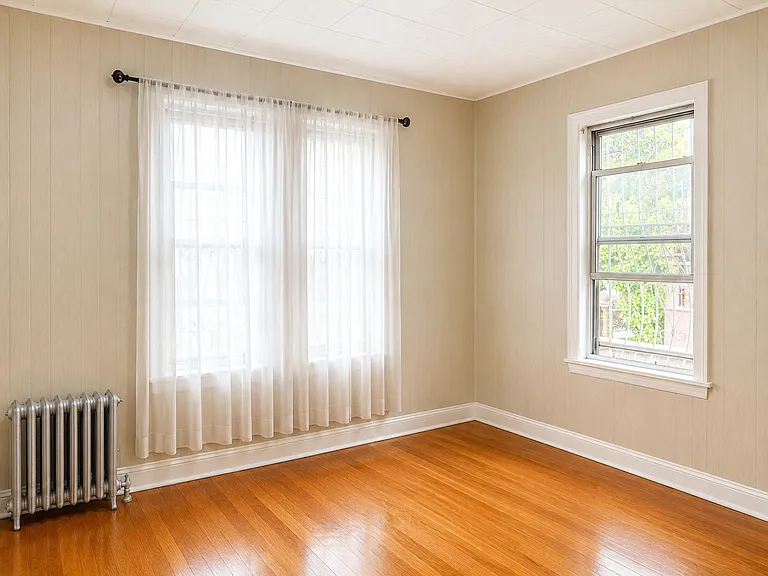 1870 Gleason Ave #1 — Photo 2