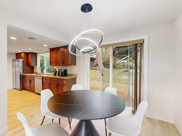 2314 Tacoma Point Dr E — Photo 8