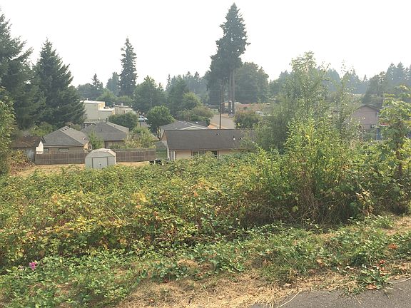 5th image of Xxx 5th Ave SW
