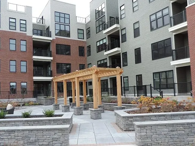 83 E Church St #111 — Photo 3