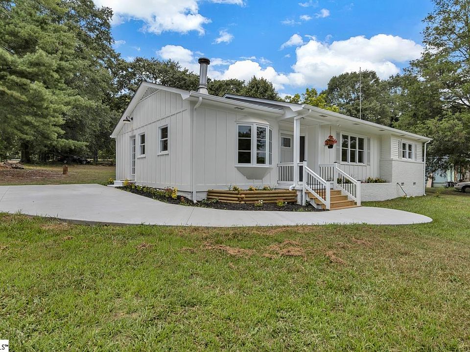 9 Tall Oaks Dr, Greenville, SC 29611 Zillow