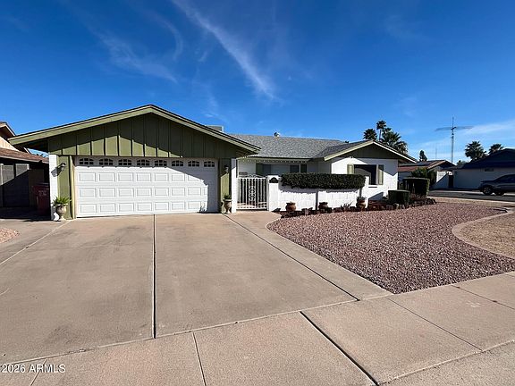 2nd image of 8220 E MONTEBELLO Avenue