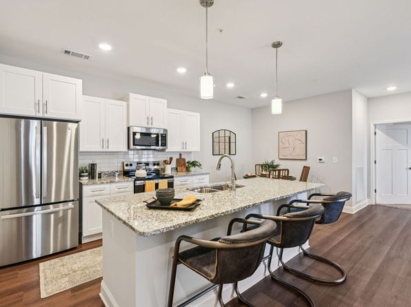 5000 Hathaway Ln #309