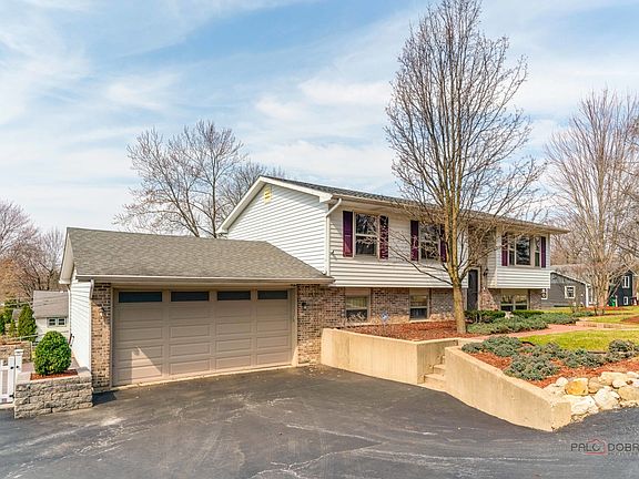 2nd image of 24731 W Orchard Pl