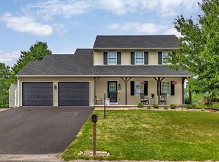 113 Meadow Green Dr, Mifflinburg, PA 17844