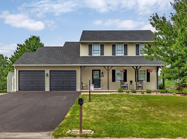 113 Meadow Green Dr, Mifflinburg, PA 17844