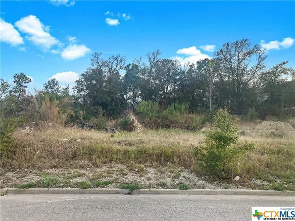 412 E Avenue H, Belton, TX 76513