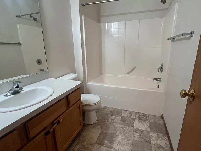 124 S 41st St #1 — Photo 9