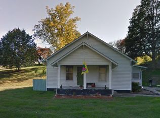 904 E Copeland Dr, Powell, TN 37849