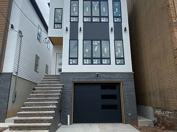 441 John St, East Newark, NJ 07029