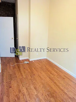 Rented by DSA Realty | media 38