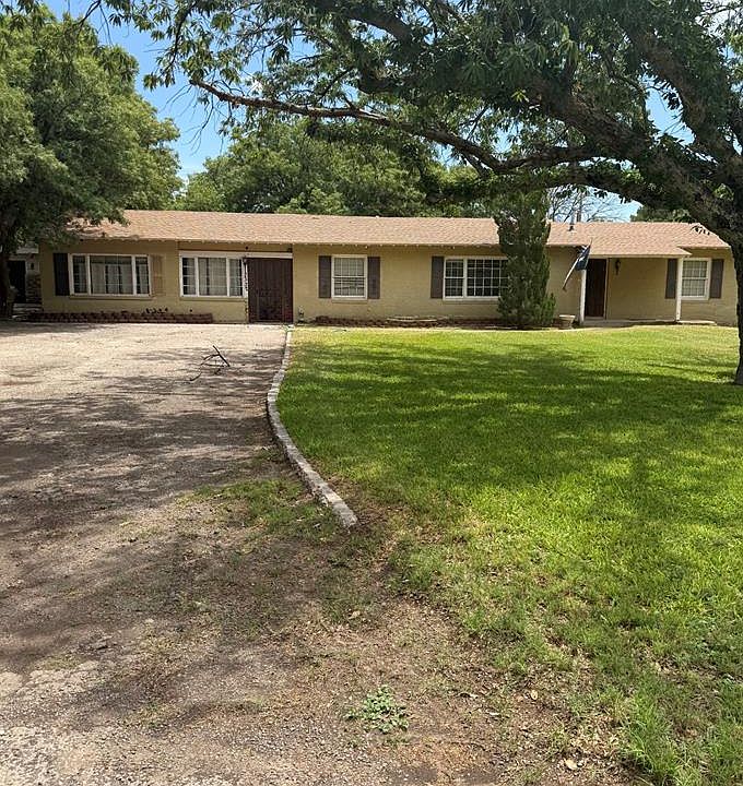 1st image of 2332 Bainbridge Dr