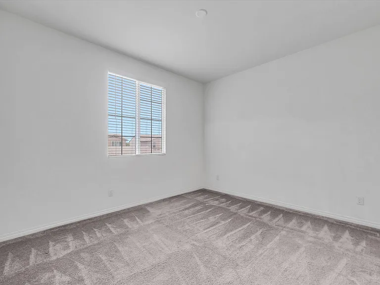 2978 E Penny Ln — Photo 17